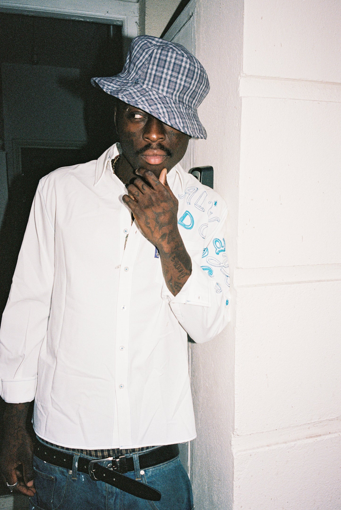 reversible bucket hat - denim / plaid