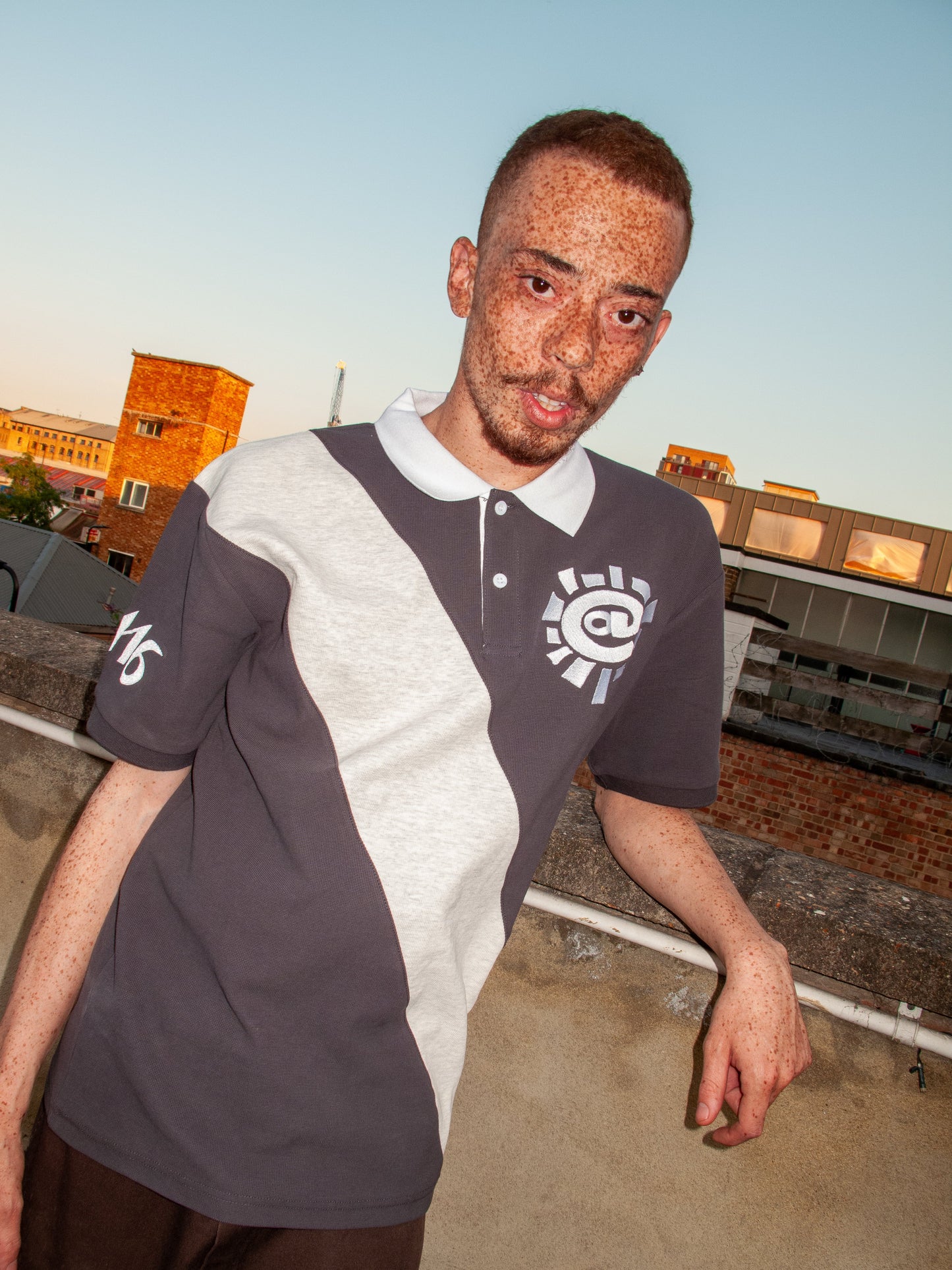 higher education horse power - black/grey