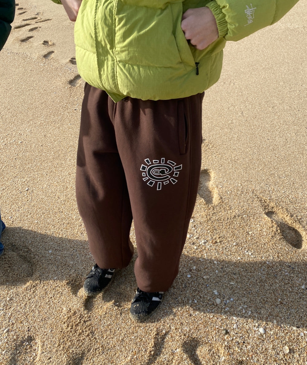 rel@xed brown jogger