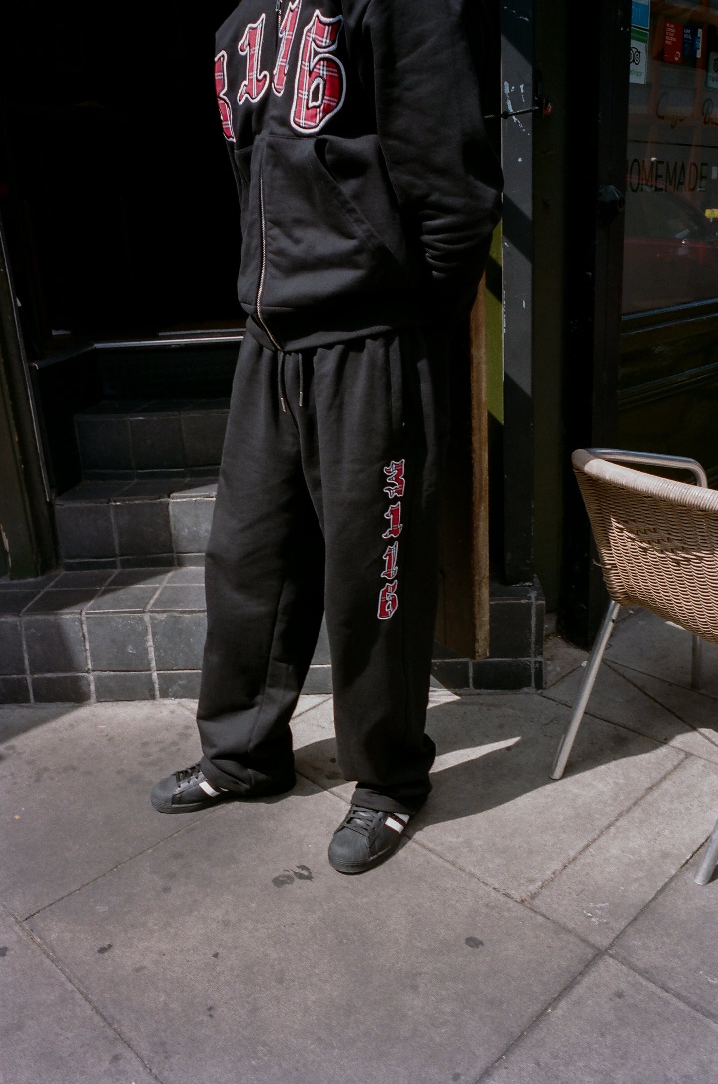 3116 open cuff joger - black