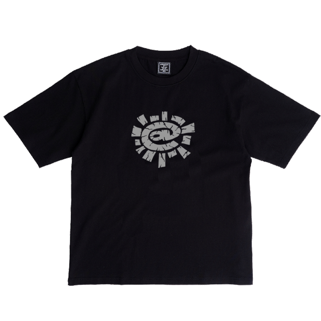 cracked sun tshirt - black