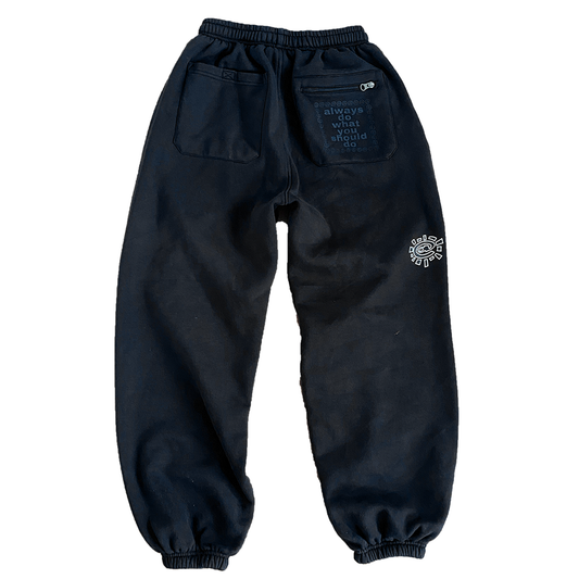 rel@xed black jogger