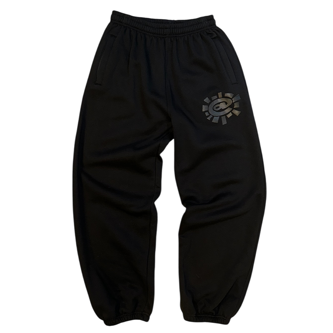 black/black @ sun joggers