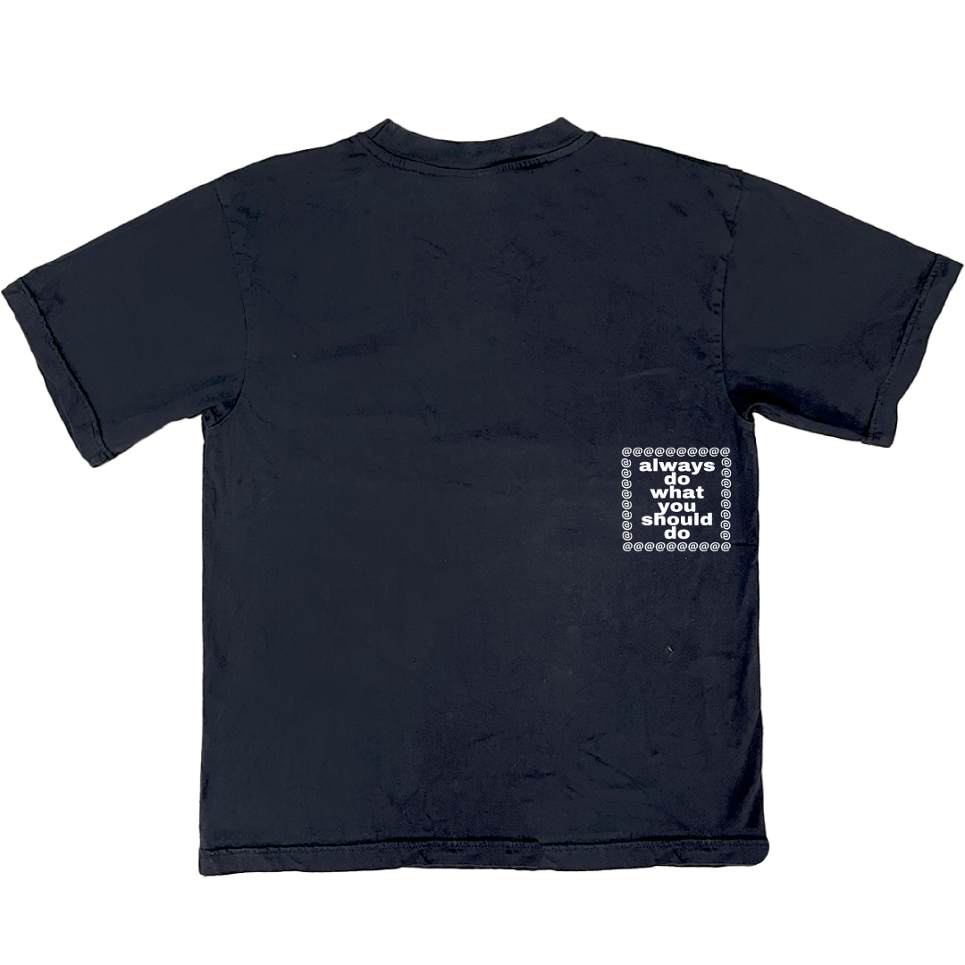 direction tshirt black