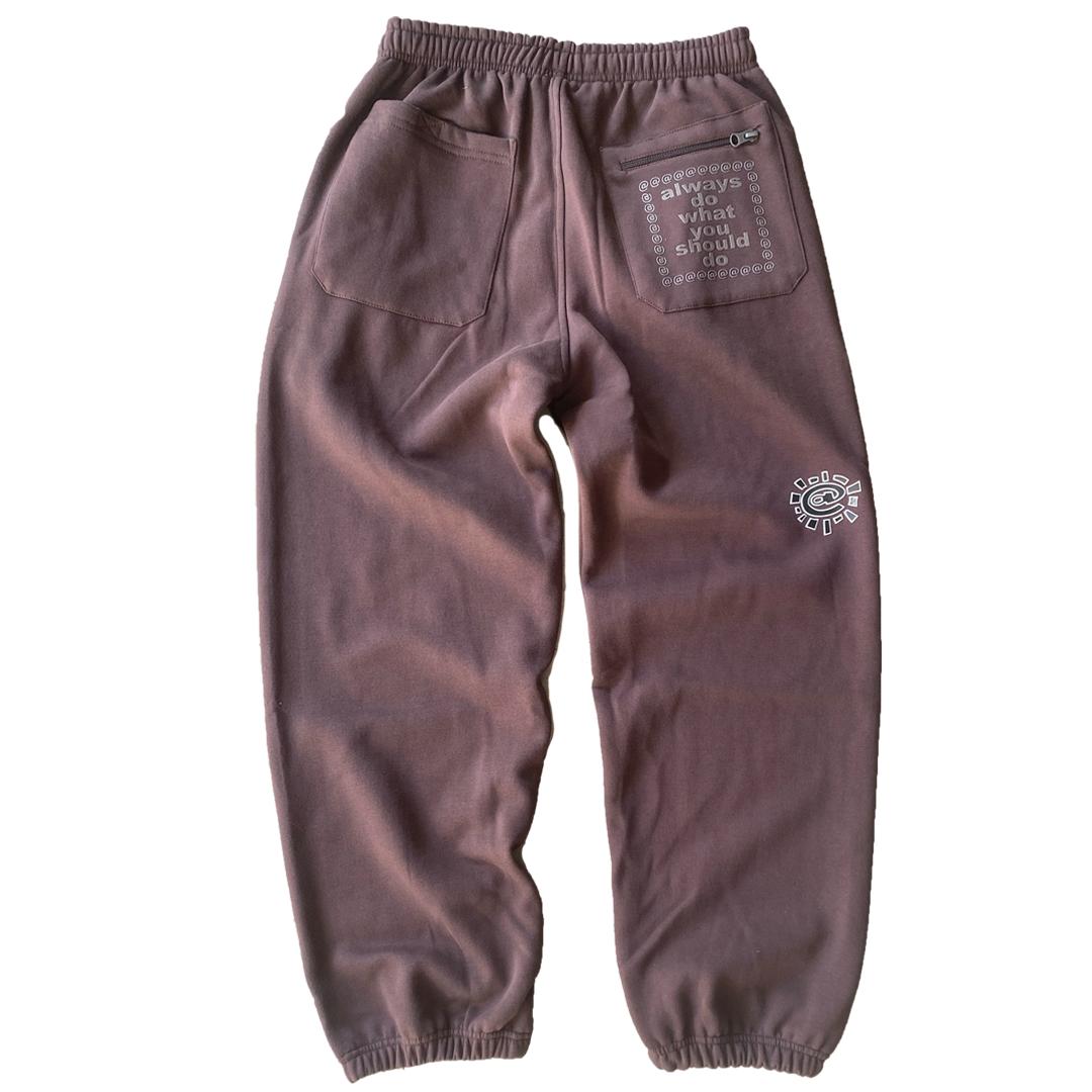 rel@xed brown jogger