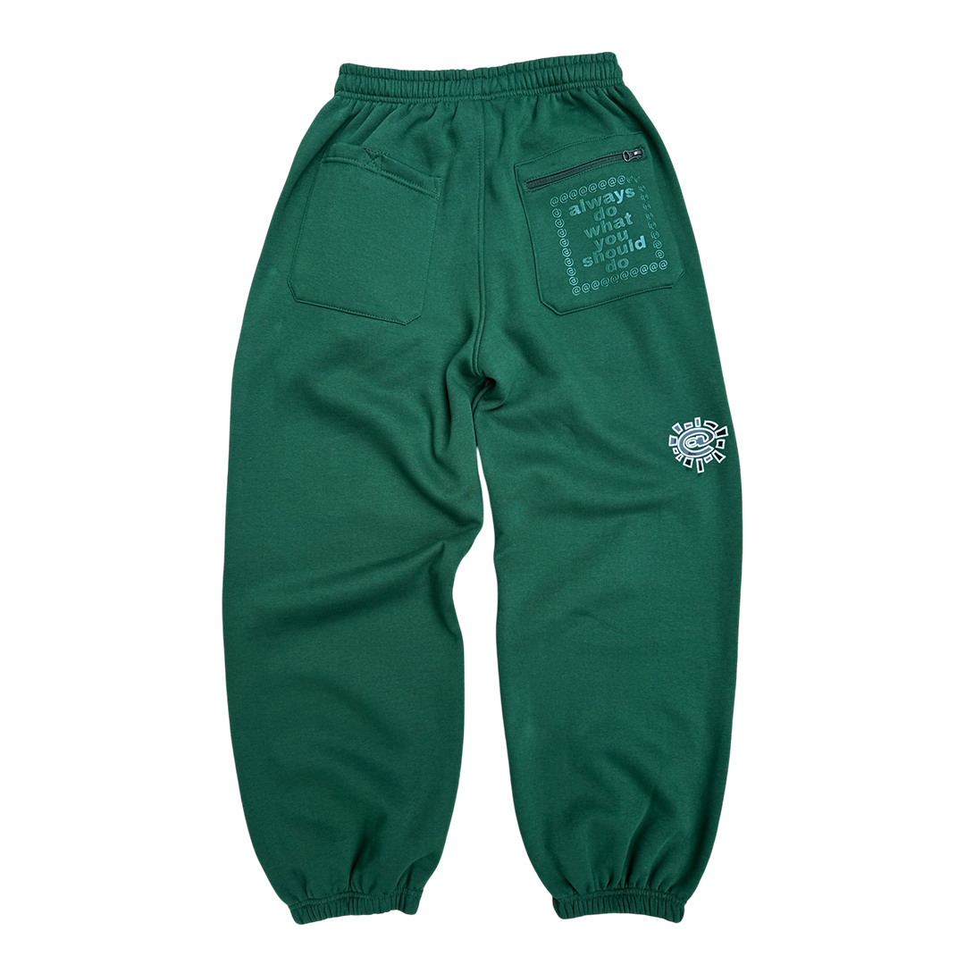 rel@xed green jogger