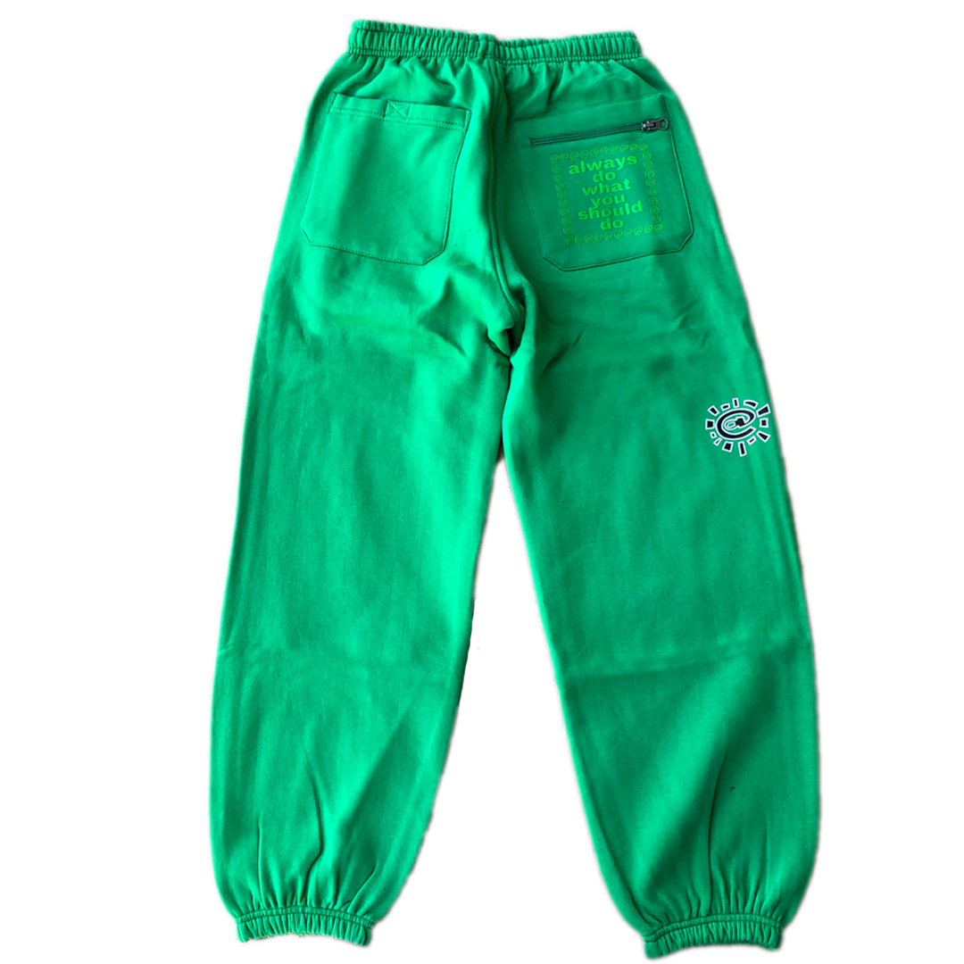 rel@xed green jogger